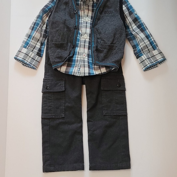 Hugo Boss boys set - Picture 2 of 12